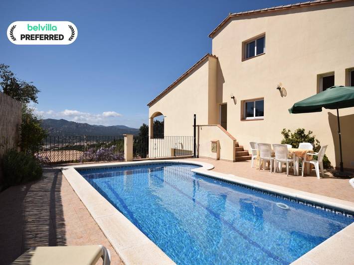 Villa für 8 Personen, mit Balkon und Pool, kinderfreundlich - 1