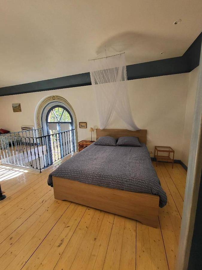 One-Bedroom House in Albigny-sur-Saône, Lyon et ses environs