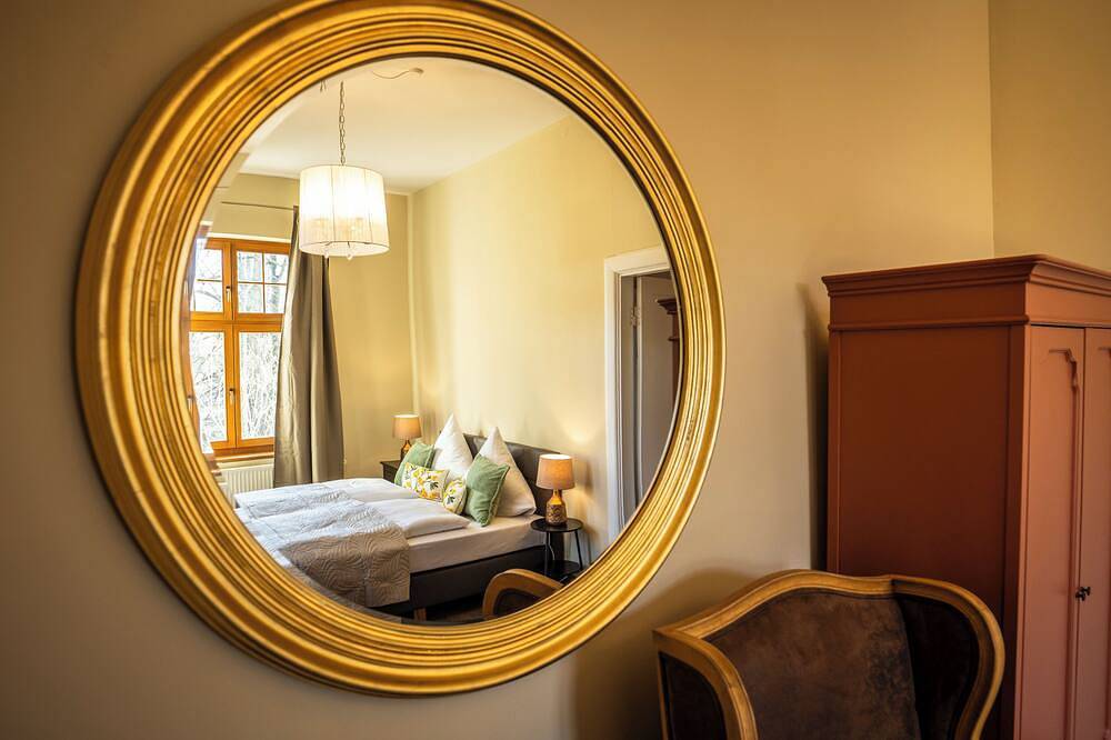 Landhausvilla mit 3 Ferienwohnungen und Sauna für Familien und Freunde in Kuhlen-Wendorf, Ludwigslust-Parchim