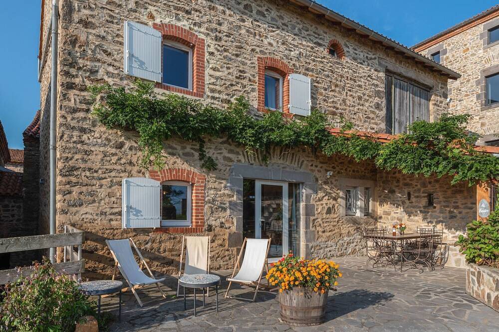 Holiday Home in Auvergne near Lespinasse Castle in Saint-Beauzire, Massif Central