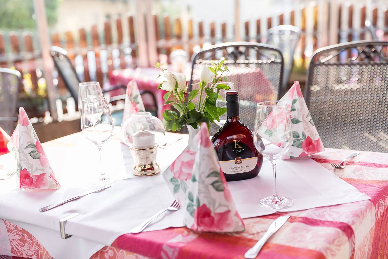 Gasthof "Die Rose" - Doppelzimmer mit kostenfreiem Wlan in Lauda-Königshofen, Stuttgart Region