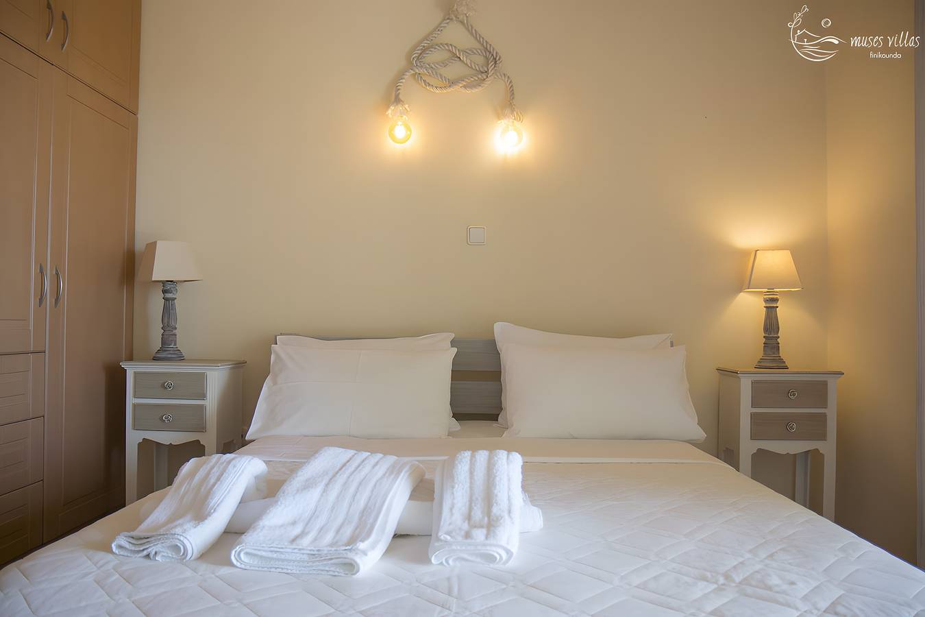 Ferienhaus 'No 5 Holiday Home' mit Meerblick, Wlan und Klimaanlage in Finikounda, Messenien