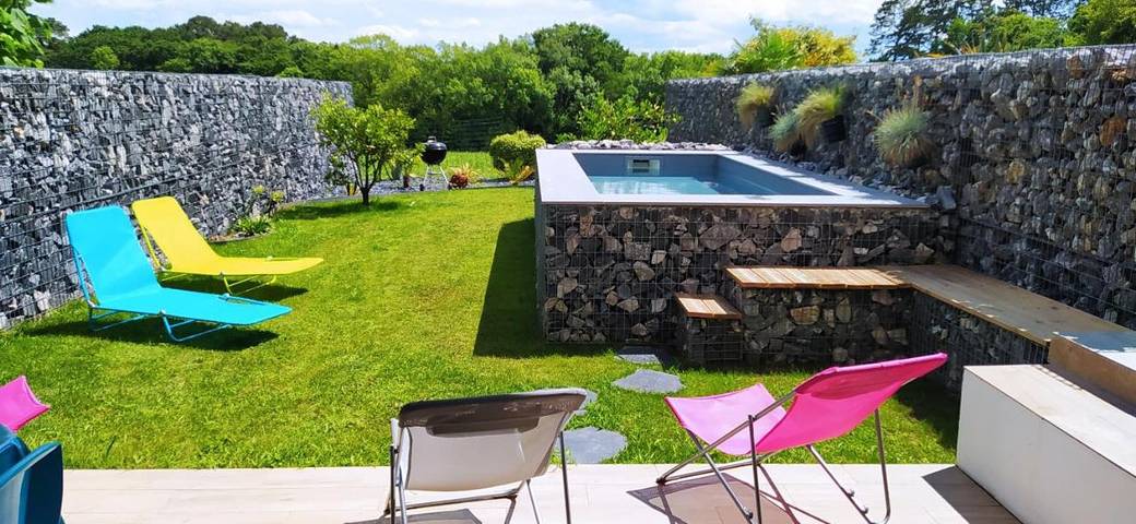 Casa de vacaciones para 4 personas, con vistas además de piscina y jardín - 1