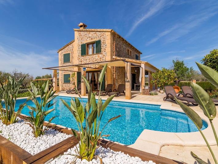 Maison de vacances pour 8 personnes, avec Balcon/Terrasse ainsi que Jardin et Piscine à Majorque