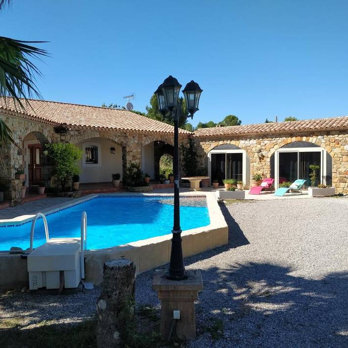Chambre d’hôte pour 3 personnes, avec piscine ainsi que jardin et vue à Saint-André-de-Roquelongue