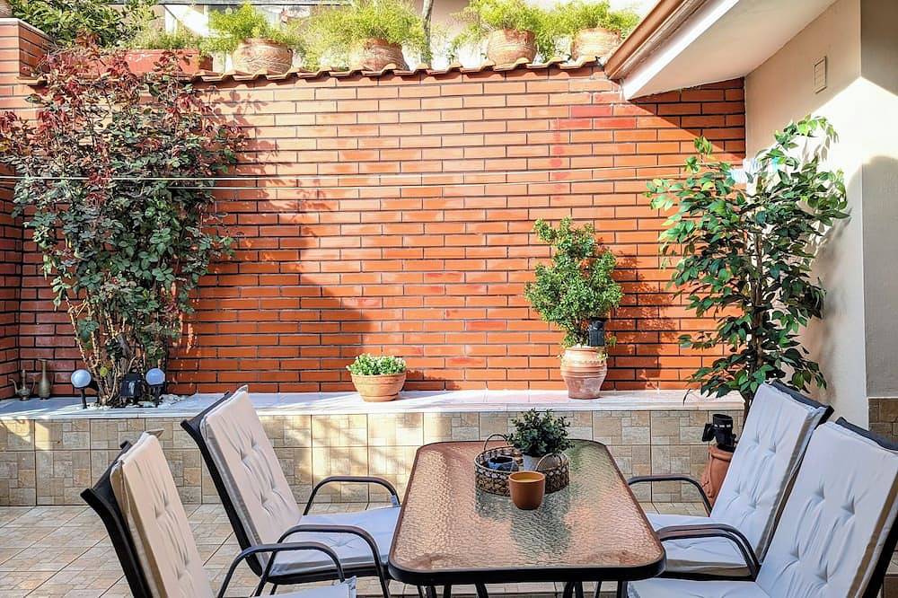 Charming 1-bedroom cottage with Wifi, Ac in fabulous Thessaloniki in Agios Pavlos, Thessaloniki und Umgebung