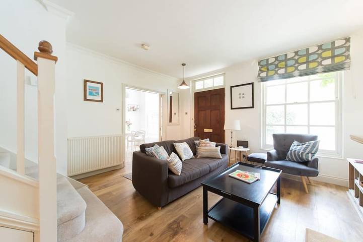 Holiday home for 6 people, with garden and terrace in Cirencester