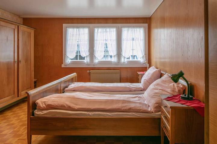 Gîte pour 8 personnes, avec jardin ainsi que balcon et jacuzzi, animaux acceptés à Appenzell - 4