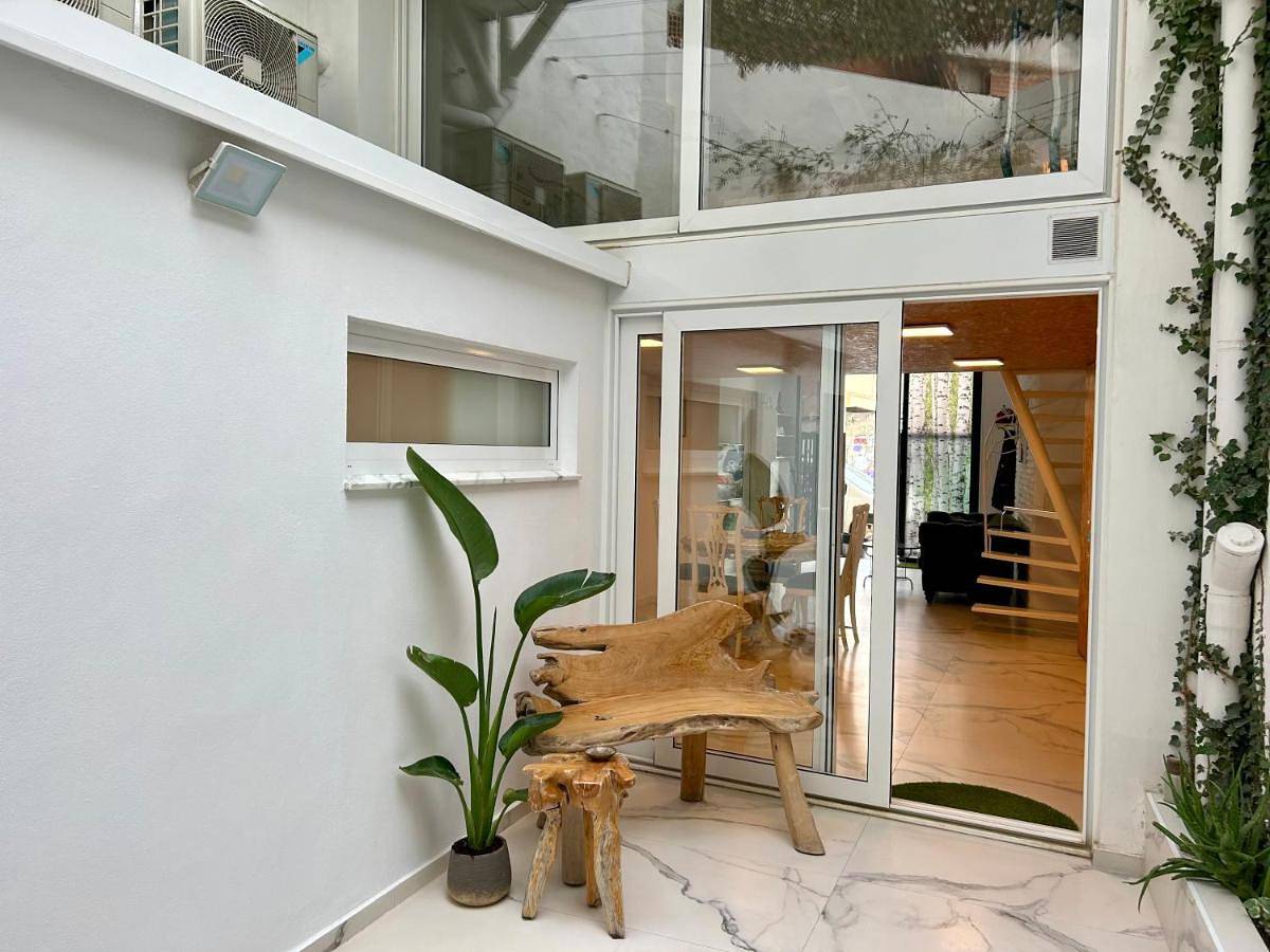 Artistic Loft, Full Of Light - City Center Ruzafa in Valencia City Centre, Valencia