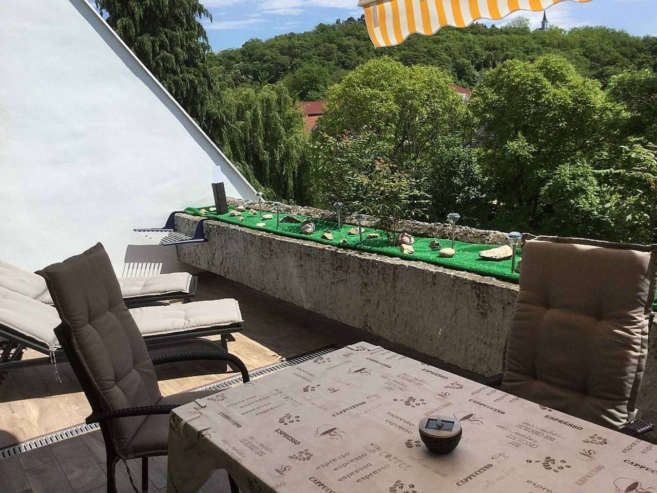 Ganze Wohnung, Stadtwohnung mit Balkon in Zentrumsnähe  in Balatonboglar, Plattensee Südufer