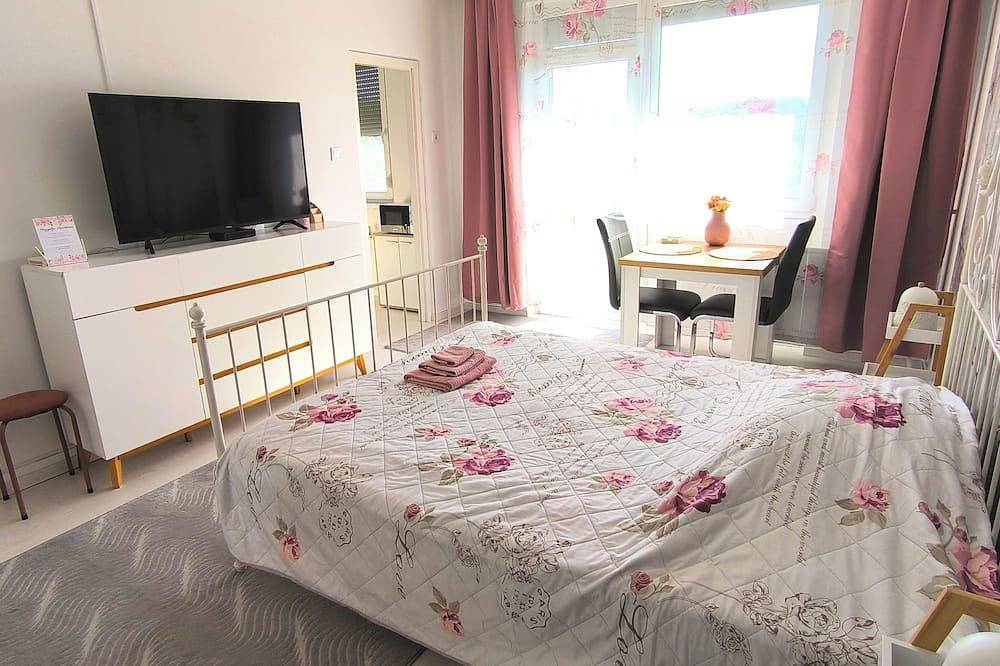 Ganze Wohnung, Vintage love apartment in Miskolc - A piece of love in Mischkolz, Borsod-Abaúj-Zemplén megye