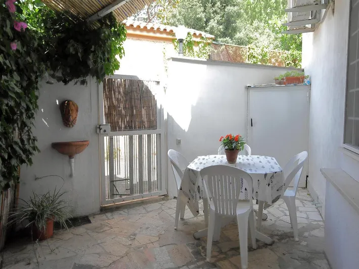 Casa de vacaciones para 4 personas, con terraza y jardín - 1
