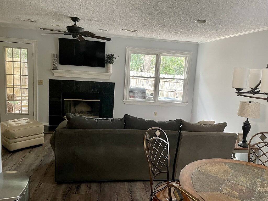 The Pink House!! in Auburn (AL), Alabama