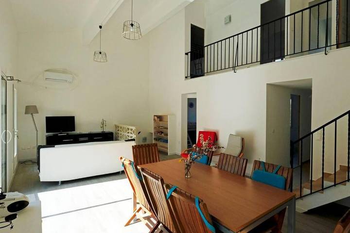 Location de vacances pour 8 personnes, avec jardin et vue à Treilles - 3