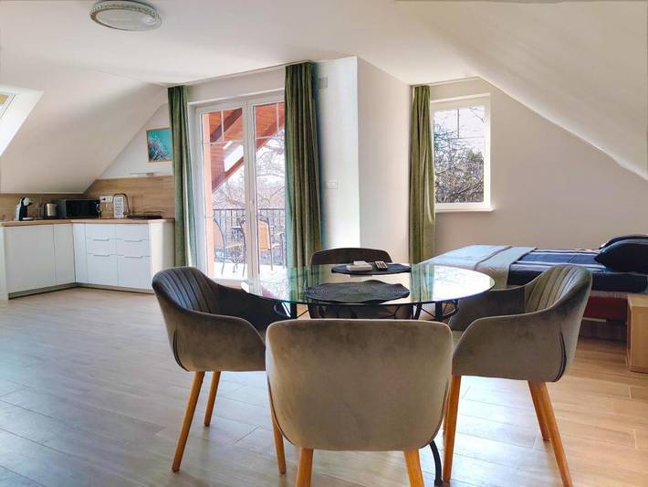 Apartament wakacyjny dla 4 osób, z Balkon i Taras w Szentendre