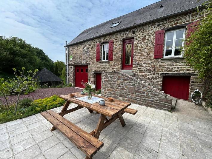 Location de vacances pour 5 personnes, avec vue et jardin dans Saint-Philbert-sur-Orne