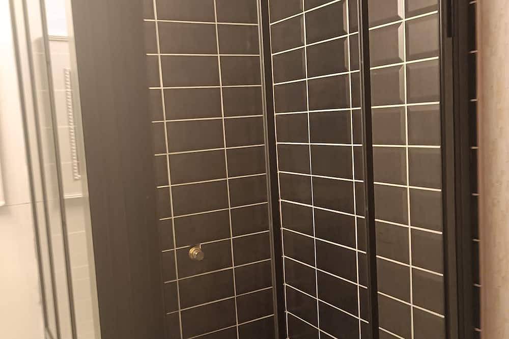 Chalet with panoramic view, optimum sunshine! in Mont-Dore, Parque Natural Regional Volcans d'Auvergne