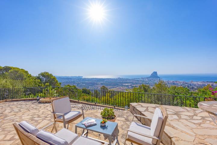 Chalet para 8 personas, con jacuzzi además de terraza y jardín, Se admiten mascotas en Provincia de Alicante - 3