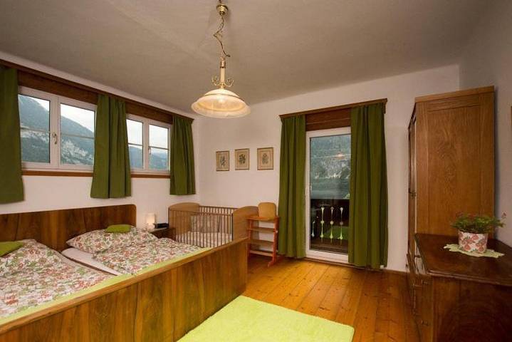 Ferienhaus für 8 Personen, mit Ausblick und Seeblick sowie Garten, mit Haustier im Salzkammergut - 4