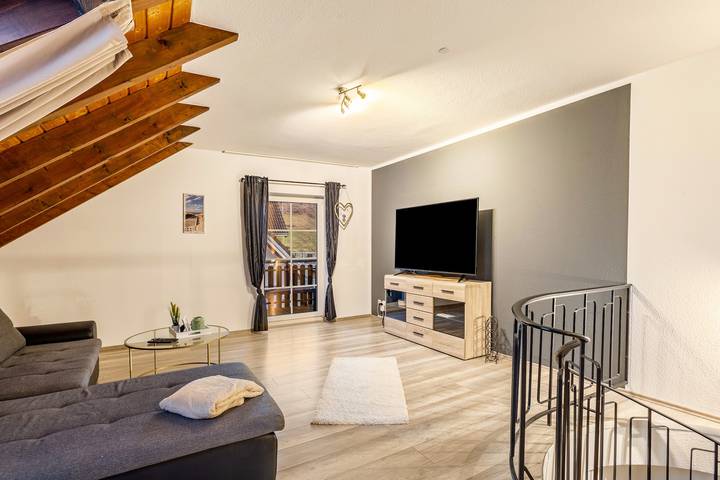 Ferienwohnung für 6 Personen, mit Balkon und Garten in Schmallenberg - 2