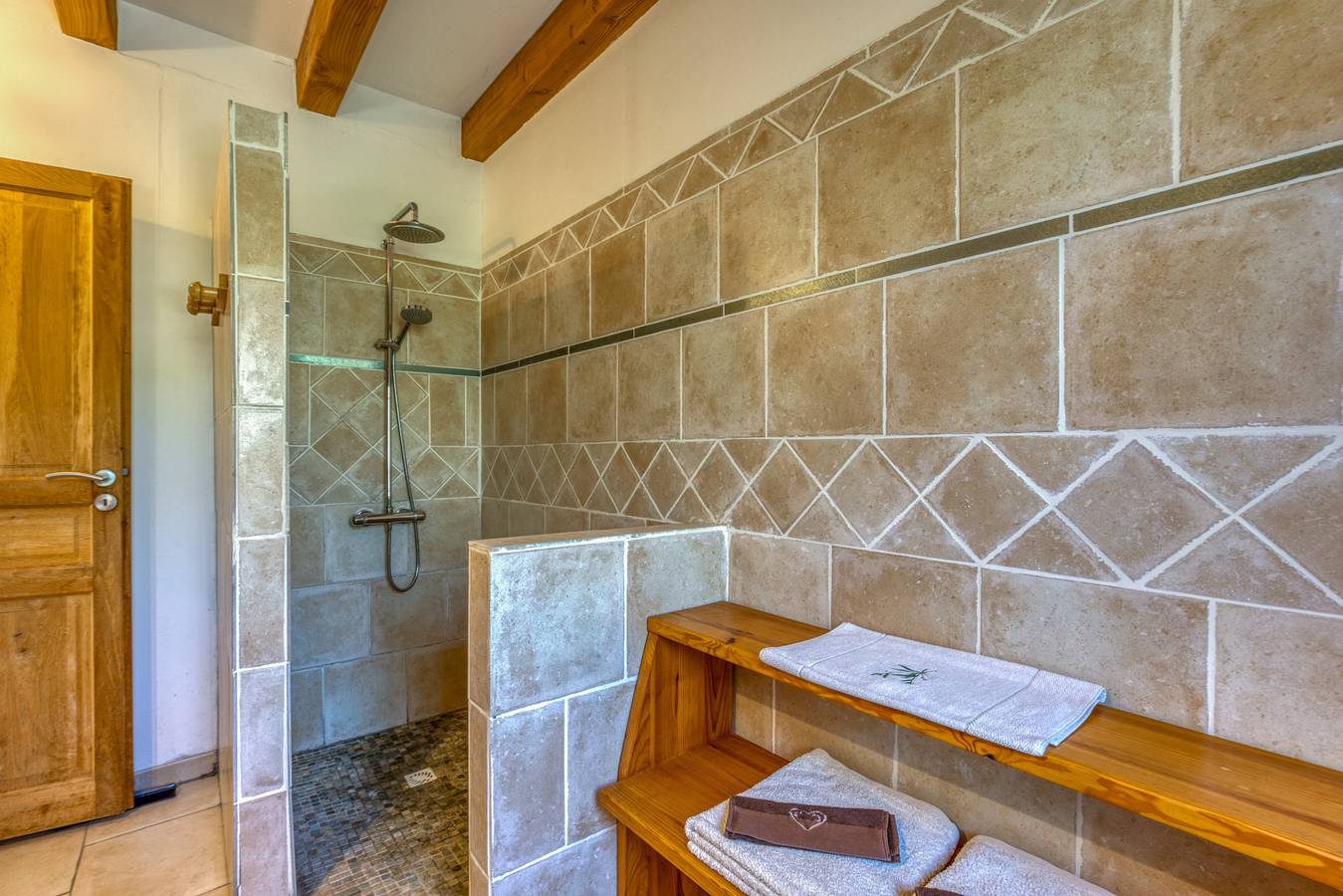 La loge du Loriot aan de poorten van de Gorges de l'Hérault, foto 14