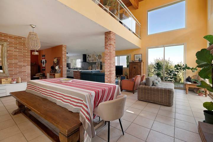House with Private Pool, Terraces, Wi-Fi, and View in Sainte-Camelle in Sainte-Camelle, Carcassonne region