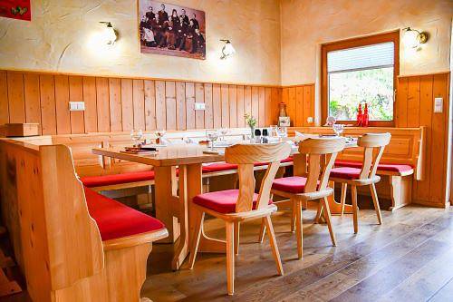 Gîte pour 3 personnes, avec terrasse et jardin à Steinach - 2