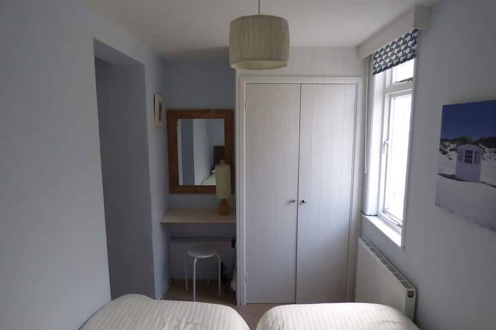 Appartement entier, Bel appartement de 2 chambres, récemment rénové avec une vue imprenable. in Looe, Cornouailles