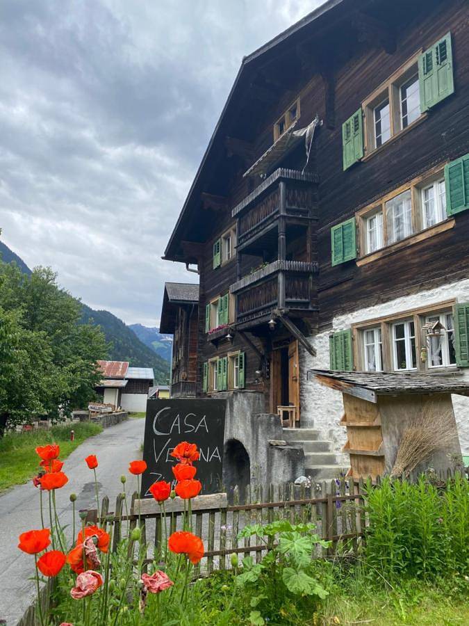 Location de vacances pour 3 personnes, avec jardin ainsi que terrasse et vue à Trun - 4