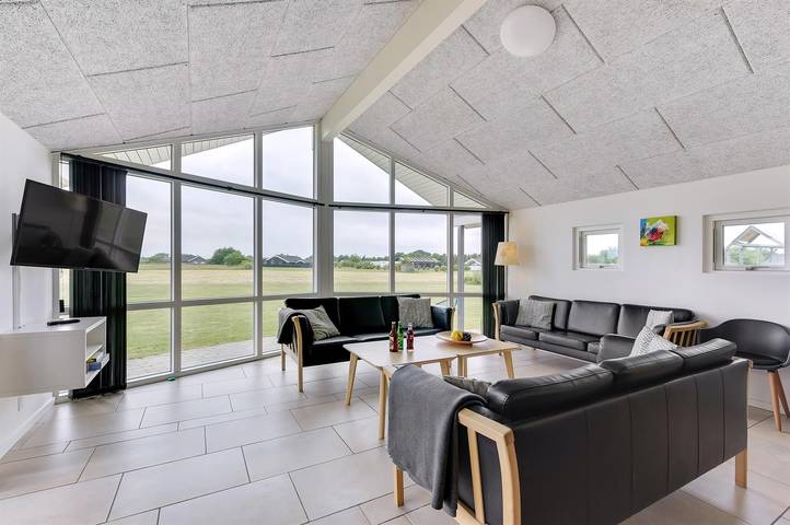 Ferienhaus für 10 Personen, mit Sauna und Terrasse sowie Whirlpool und Garten in Sydals - 2