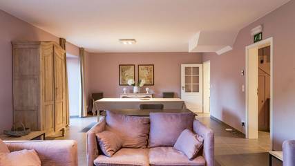 Gîte pour 8 personnes, avec jardin et terrasse à Gedinne