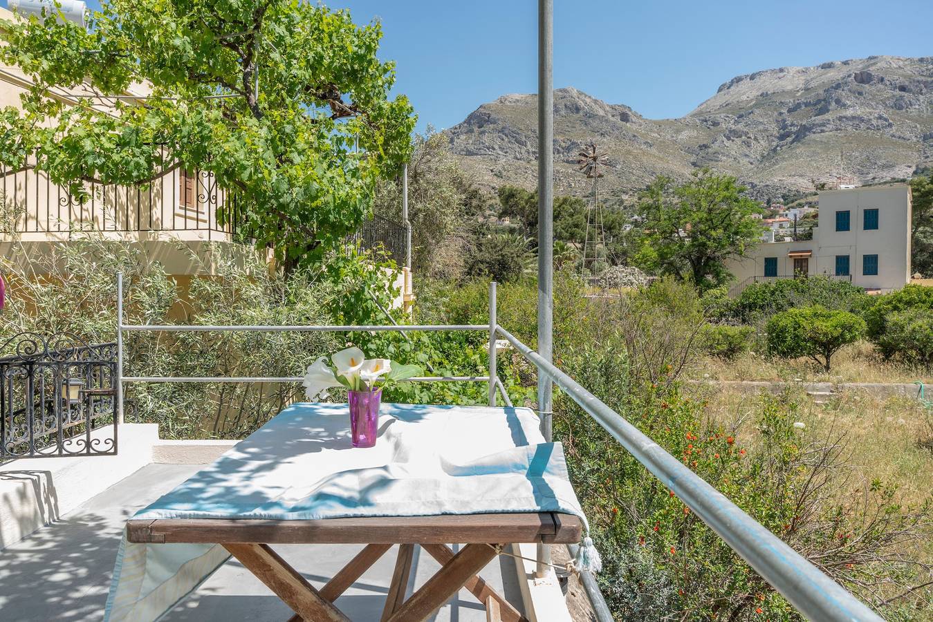 Ganze Wohnung, Apartment 'Studio 2' mit Bergblick, Wlan und Klimaanlage in Panormos, Kalymnos