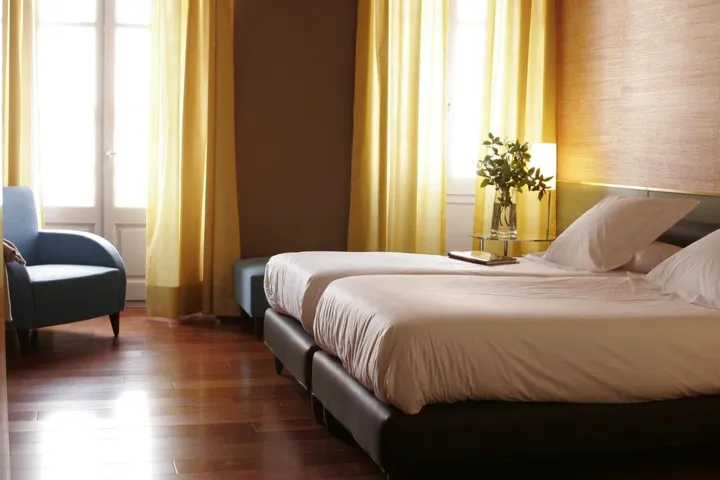 Hotel für 2 Personen, mit Terrasse und Garten - 1
