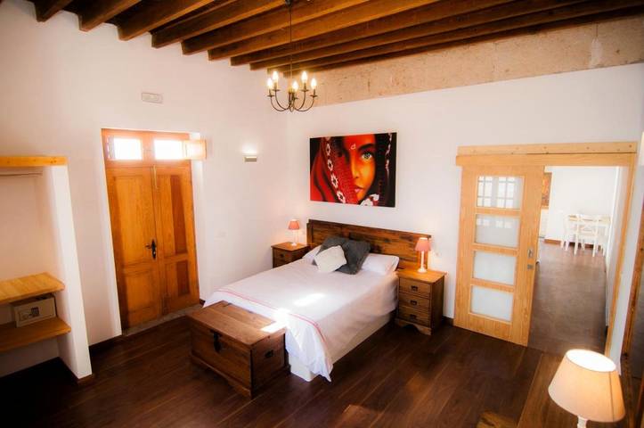 Casa rural para 6 personas, con vistas además de piscina y jardín en Arico - 4