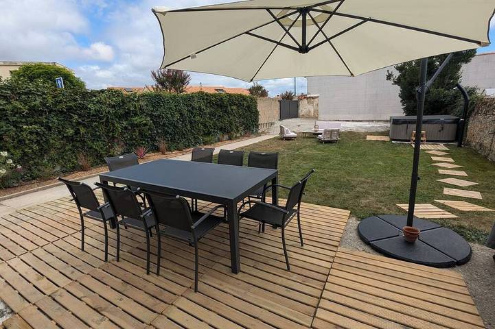 Maison de vacances pour 10 personnes, avec jacuzzi à Jard-sur-Mer