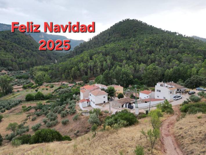 Casa rural para 9 personas, con vistas además de jardín y piscina en Sierra de Segura - 2