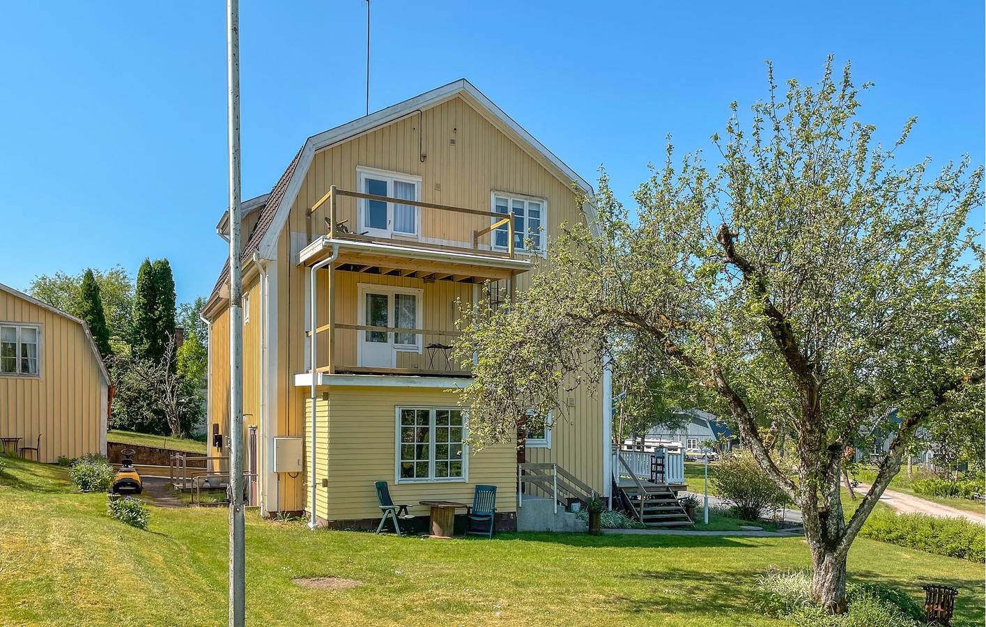 Hel semesterlägenhet, Lägenhet för 6 Personer med bastu in Jönköpings län