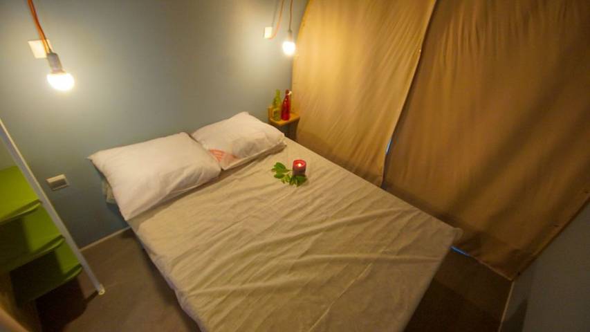 La Draille — Glamping tent Le Petit Chateau in Souillac, Lot