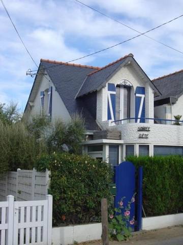 Gîte pour 4 personnes, avec jardin dans Plage Bonne-Source