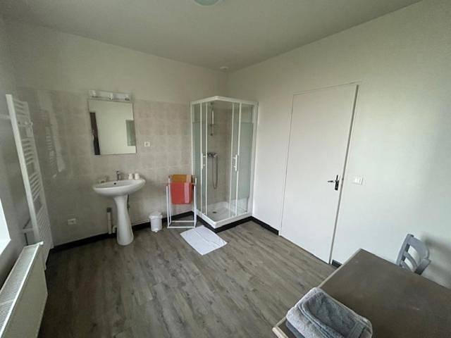 Location de vacances pour 2 personnes, avec vue et jardin, animaux acceptés à Saint-Pierre-de-Lamps - 2