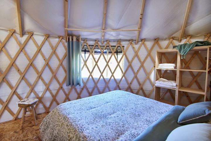 Yourte pour 2 personnes, avec terrasse dans le Morbihan - 2