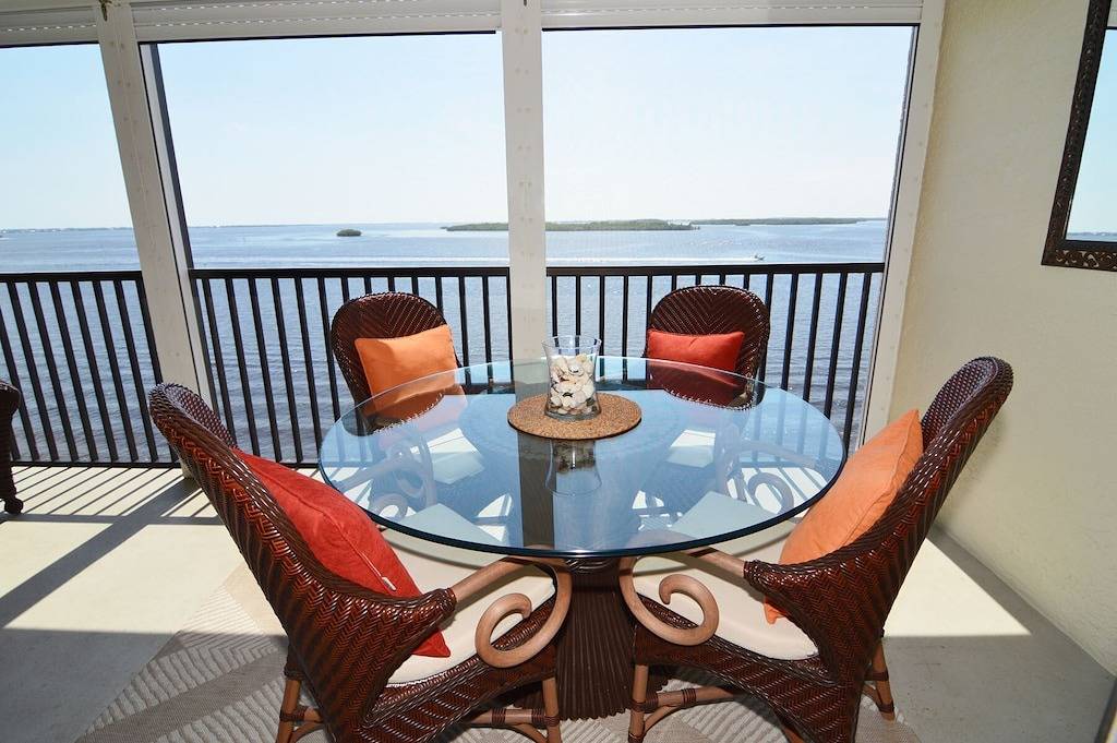 Ganze Wohnung, Wohnung mit Blick auf den Strand und das Wasser im Sanibel Harbour Resort - 6. Etage in Punta Rassa, Southwest Florida