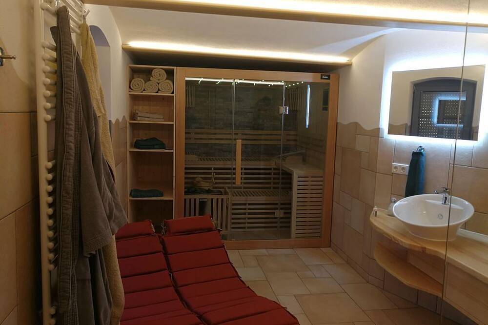 Ganze Wohnung, Ferienwohnung Wellness Apartment - Ferienwohnung Doberschützer Hof in Malschwitz, Oberlausitz-Niederschlesien