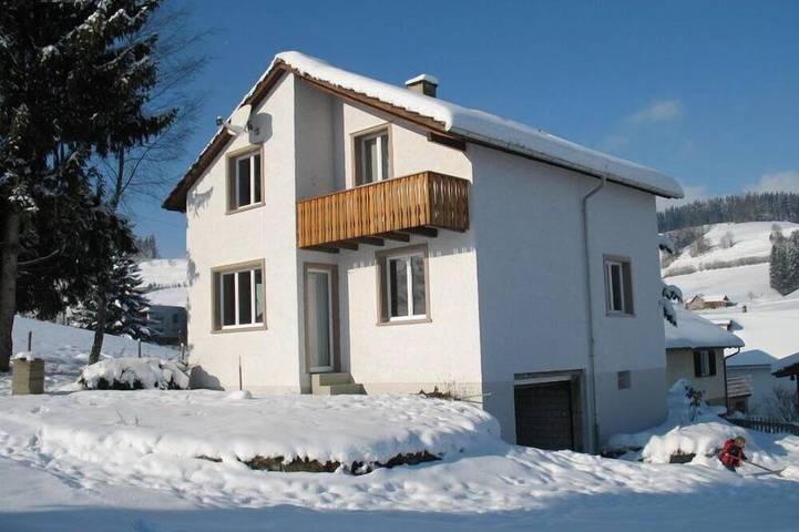 Großes freistehendes Ferienhaus, familienfreundlich , Traumlage, St Gallen, Wlan in Waldstatt, Zürich Voralpen