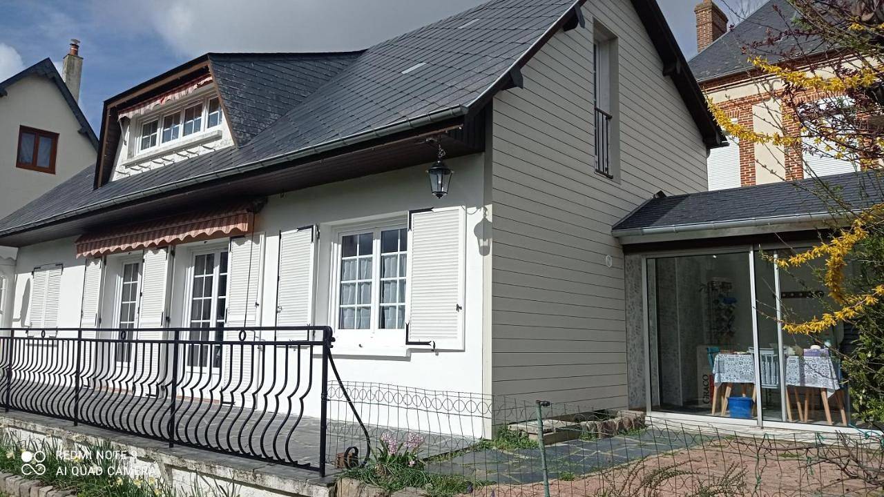 One-Bedroom House in Fontaine-le-Dun, Région de Dieppe