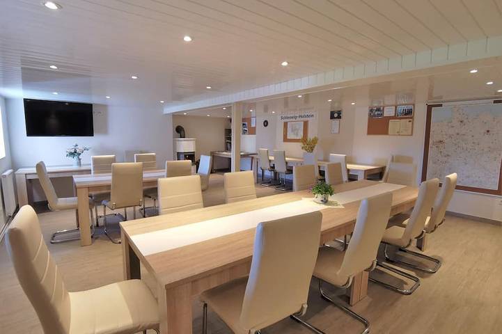 Ferienwohnung für 7 Personen, mit Terrasse und Garten in Janneby