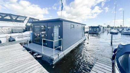 Location de vacances pour 4 personnes, avec terrasse et balcon/terrasse à Uitgeest