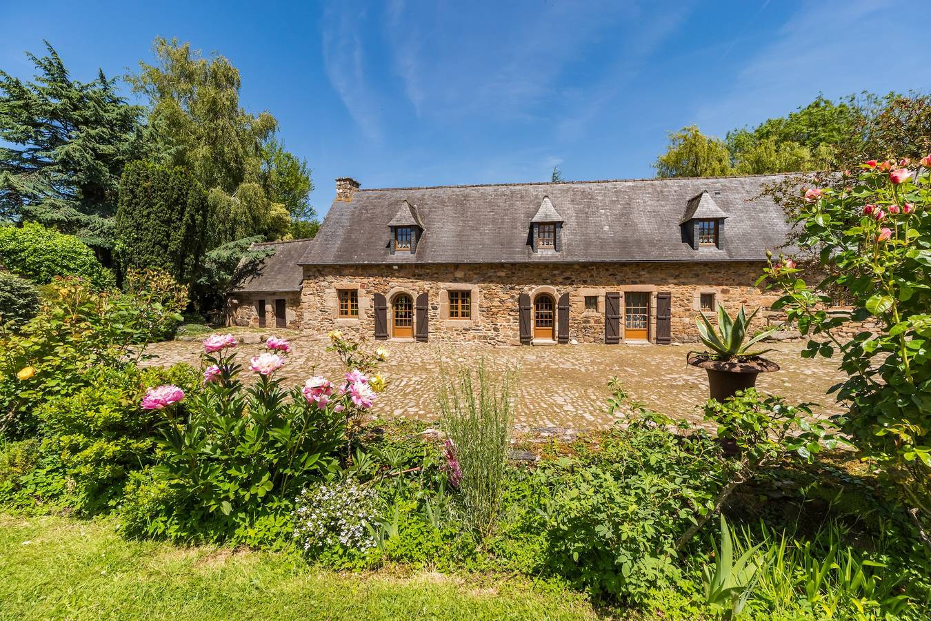 La Grange - Plouguiel in Plouguiel, Côte de Granit Rose