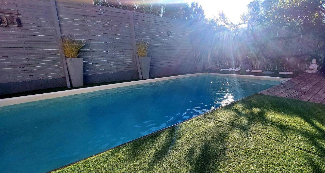 Double Room with Extra Bed in Saint-Paul-lès-Durance, Région d'Aix-en-Provence