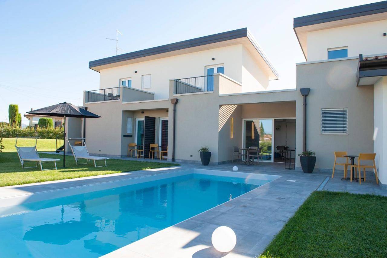 B&B Lough in Colà, Lazise